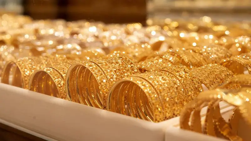 «رايح بينا على فين».. إليكم أسعار عيارات الذهب والجنيه الذهبي اليوم في جميع محلات الصاغه.. إليكم التفاصيل!!