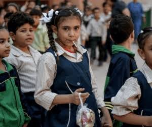 الطلاب طايرين من الفرحه .. رسميا التعليم تحدد موعد إجازة الترم التاني في جميع مدارس مصر 2024